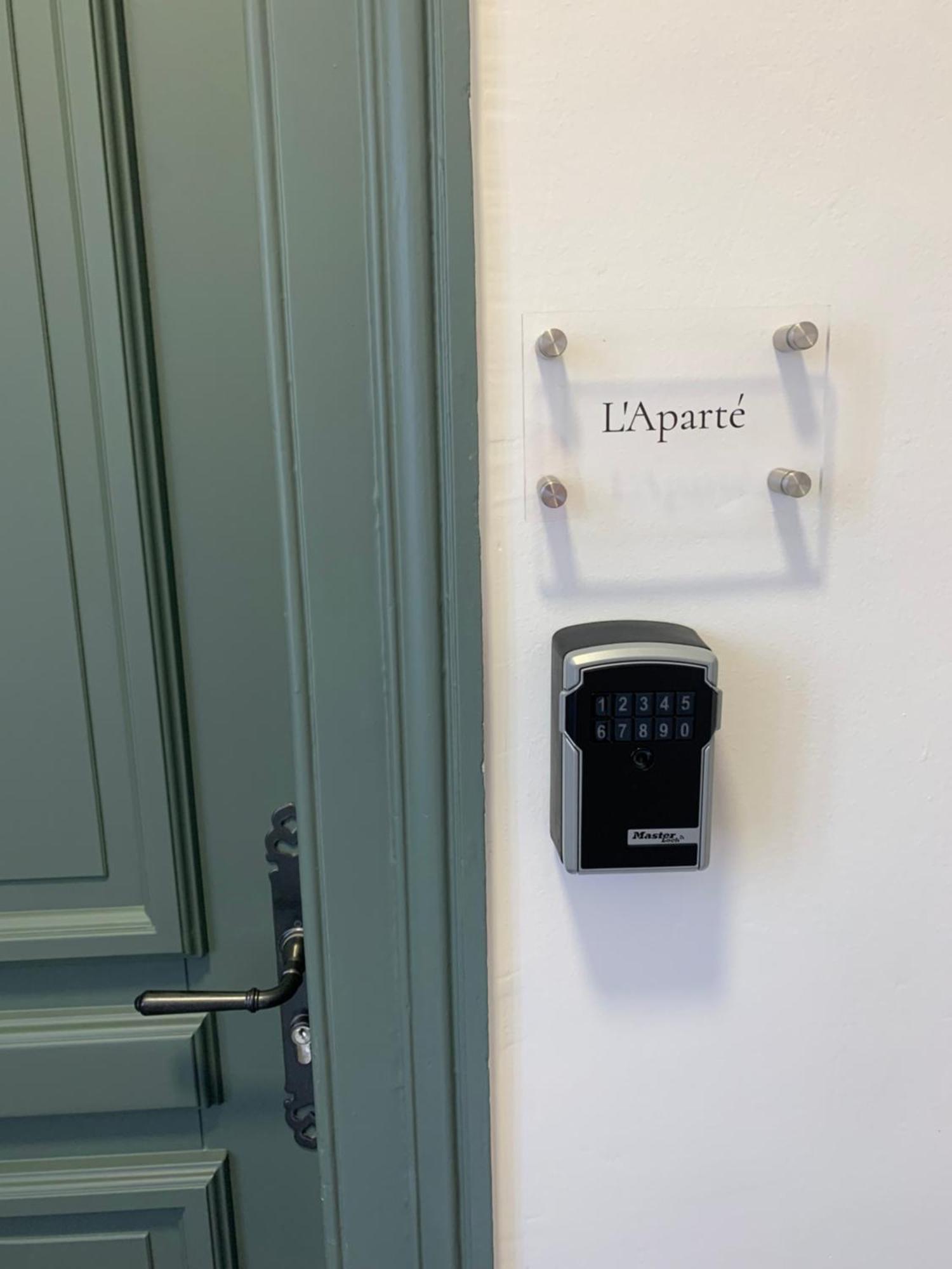 Ferienwohnung Le Carre Courtois Luisant Exterior foto