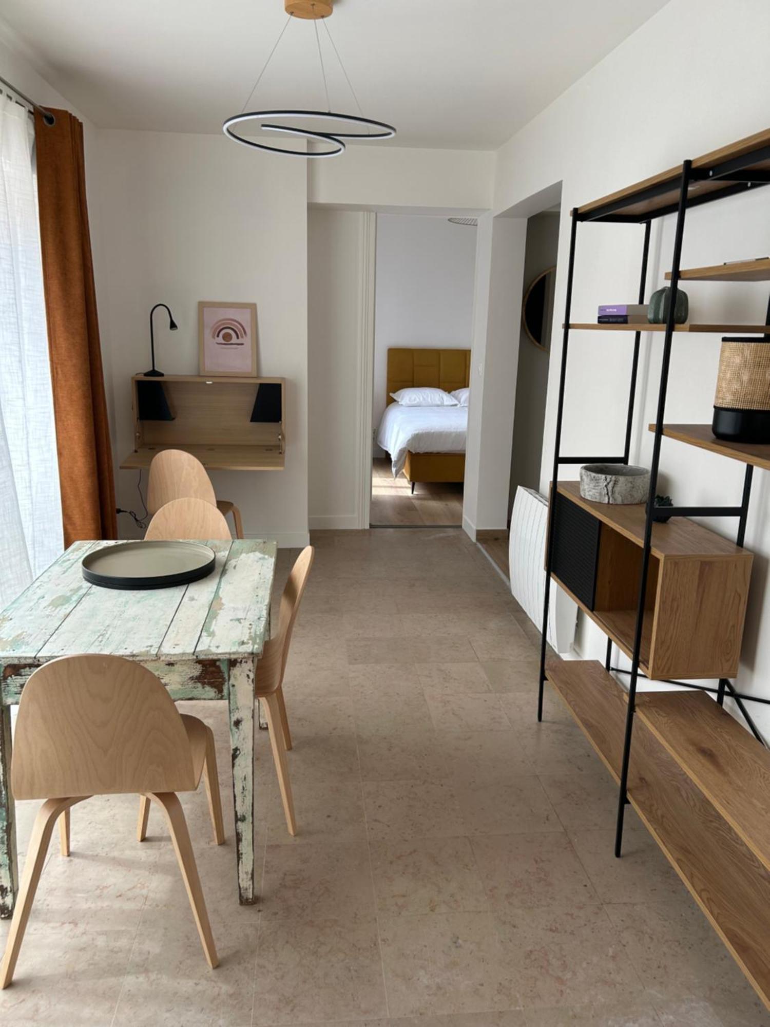 Ferienwohnung Le Carre Courtois Luisant Exterior foto